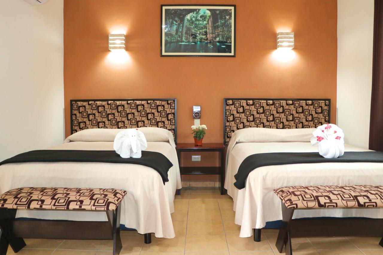 Hotel Casa Pellegrin 梅里达 外观 照片