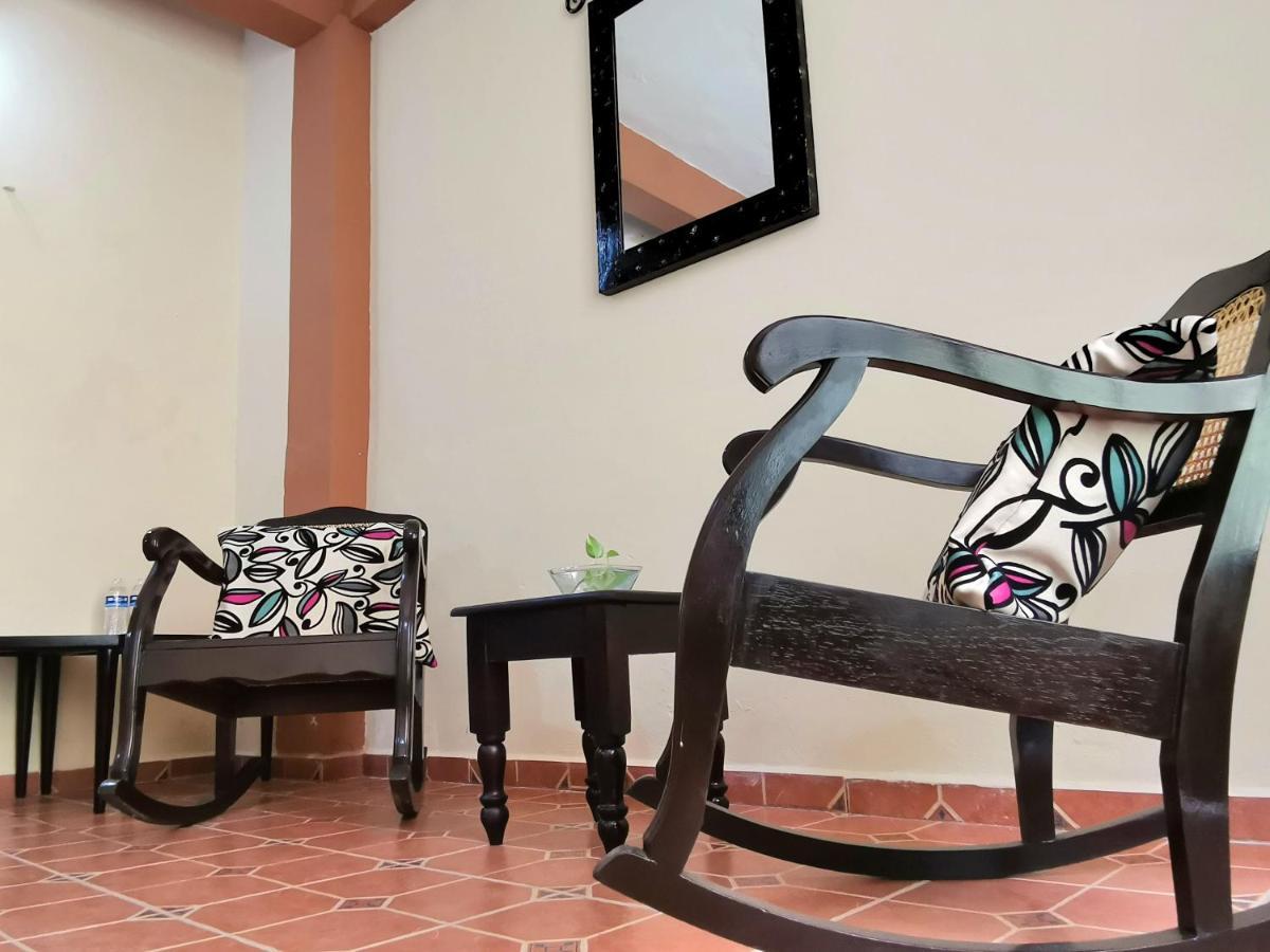Hotel Casa Pellegrin 梅里达 外观 照片